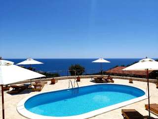 Комплексы для отдыха с коттеджами/бунгало Holiday Park Olive Tree Улцинь Передвижной дом-1