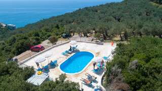 Комплексы для отдыха с коттеджами/бунгало Holiday Park Olive Tree Улцинь Передвижной дом-65